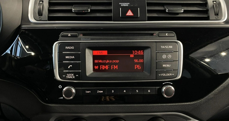 Kia Rio cena 34900 przebieg: 104800, rok produkcji 2015 z Przecław małe 232